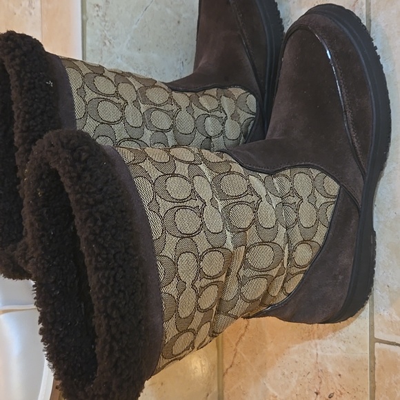 COACH Sherman Signature Brown Winter Snow Boots sz 7/B Jacquard & Suede Shoes - Picture 2 of 4